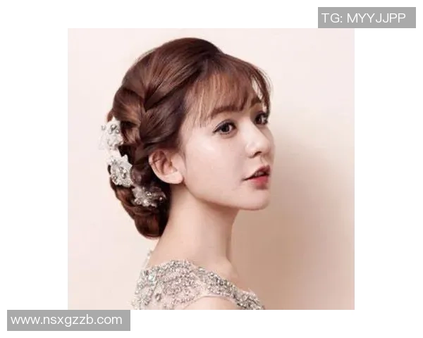 足球球星绑辫子风潮：从发型到个性展现他们的独特魅力