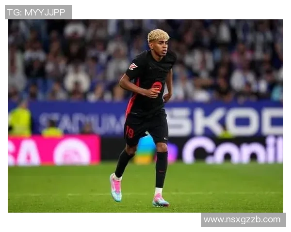 拉波特：从巴萨青训到曼城铁卫的成长之路与冠军之梦